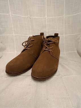 NWT White Mountain Auburn New Chestnut Suede Chukka Boots 8W Wide